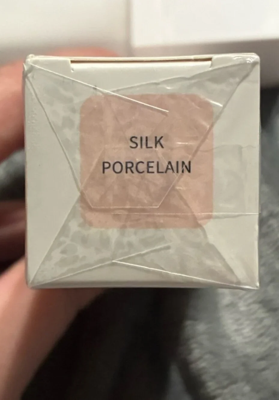Color Changing Liquid Foundation - White Bottle
